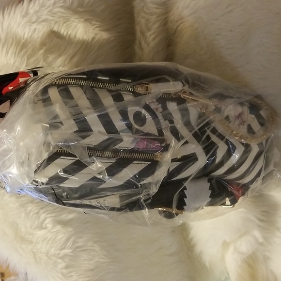 💦SPRAYGROUND "Cool" Glass House Savage Backpack👜🛍️ Need This for Trip!!! - Picture 15 of 16